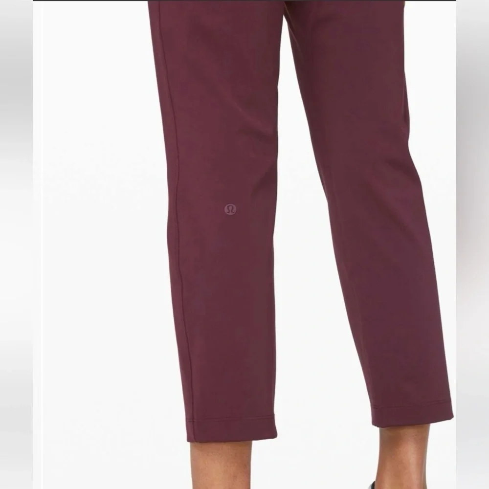Lululemon On the Fly 7/8 Pants Dark Adobe Maroon Size 4 EUC